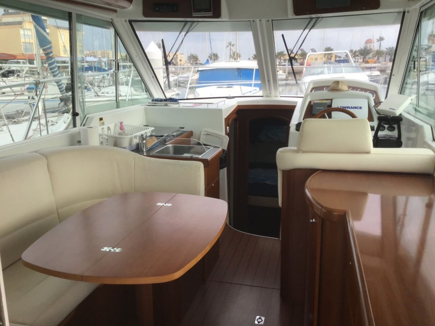 slider 36 Beneteau Antares 980 Fly